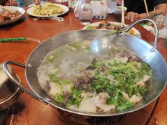 羊汤锅-河鱼鲜特色农家院