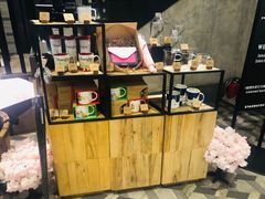 -星巴克臻选(湖滨道店)