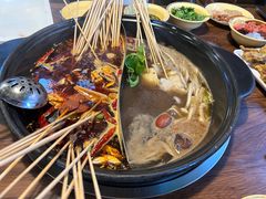 -签多多串串香火锅