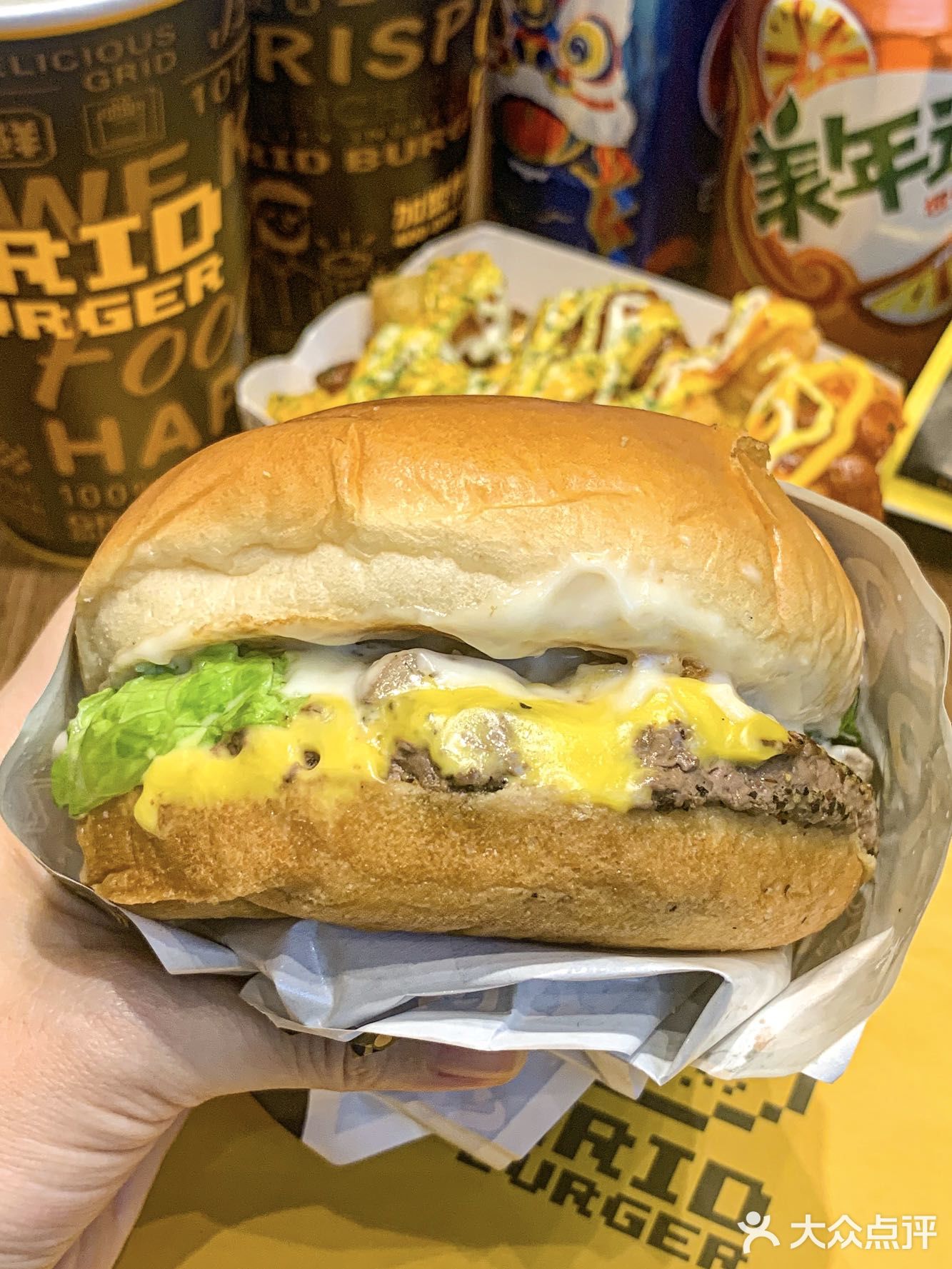 妈妈都说好吃的汉堡‼️牛肉饼好扎实还会流汁