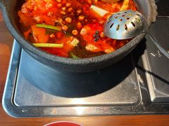 -夺欢喜贵州酸汤牛肉火锅(静安寺店)