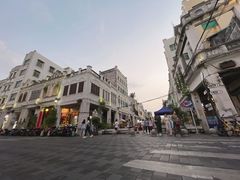 -海口骑楼小吃街