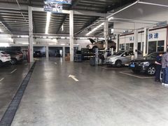 -华胜奔驰宝马奥迪专修连锁(虹梅南路店)
