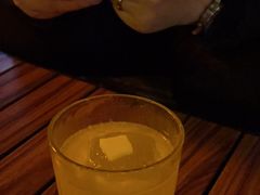 -城墙外BAR