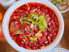 -肖四女乐山跷脚牛肉(世博源店)