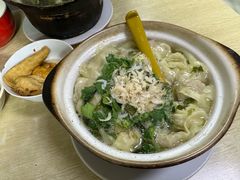 -小许三鲜砂锅馄饨店(家多乐烟酒店)