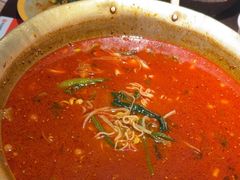 -张翻越·川渝冒菜·武汉黑鸭煲(城北万象城店)