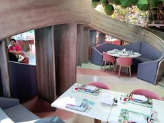 -水桶王国主题餐厅·聚会·生日派对·亲子活动·家庭套餐(亚龙湾希尔顿店)