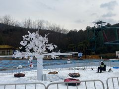 -汤山欢乐水世界
