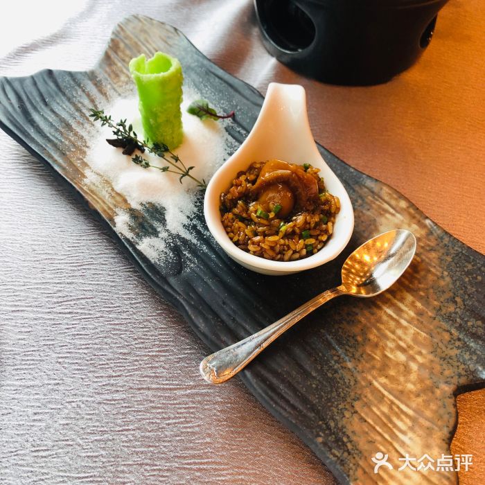 广州文华东方酒店·江-由辉师傅主理鲍鱼饭图片