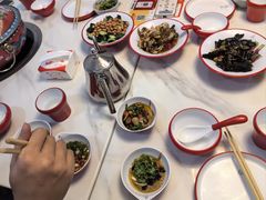 -毛辣果·贵州红酸汤牛肉火锅(西单店)
