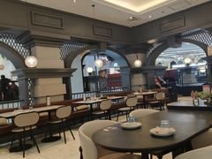 -必胜客(砂之船中东奥莱店)