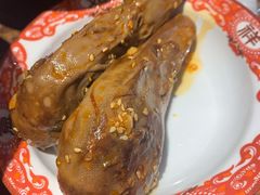 -爆炸头阿姨小四川正宗川味小吃(无任何分店)