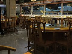 -国庆鱼头鱼尾馆(盛世华庭店)