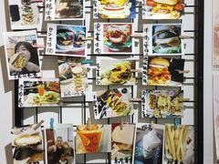 面包甜点陈列柜-牛纽塔·牛人堡(群众路店)