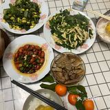 温暖一锅自制鸡汤