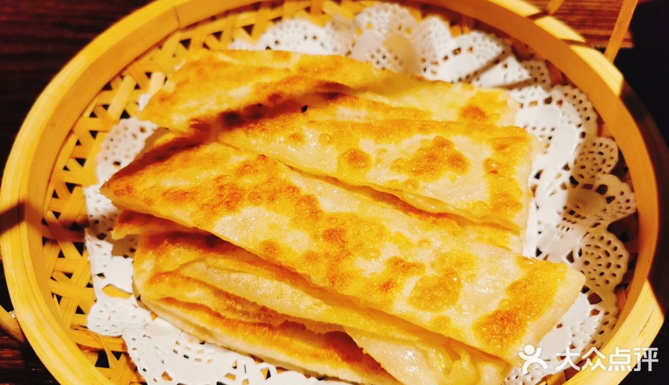 店内装修比较高档,菜金和普通的大丰收没什么区别