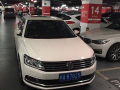 -虹桥火车站-停车场