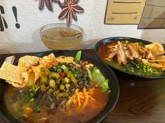-柳大厨螺蛳粉(人民路总店)