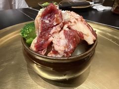 -山川小町·极番烧肉(新地假日广场店)
