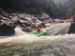-雅鲁激流探险漂流