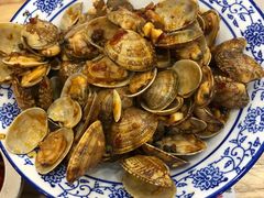 -江城燕子大排档(江汉路步行街店)