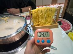 -洪氏嗨捞·广东猪肚鸡·椰子鸡火锅(西咸万象城店)