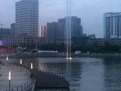 -翠山·映月湖景餐厅(映月湖公园店)