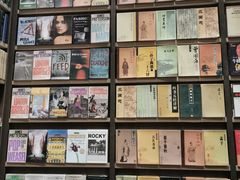 -钟书阁(群光广场店)