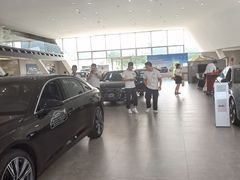 -成都中升汇迪奥迪4S店(奥特莱斯店)