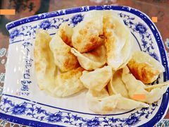 马蹄锅贴-长人馄饨铺(解放街店)