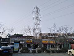 -湖滨路美食街