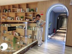 -大连米朵精选酒店(人民路港湾广场地铁站店)