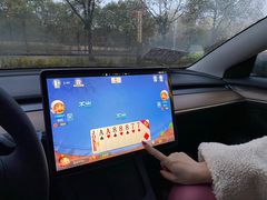 -TESLA 特斯拉(上海太古汇体验店)