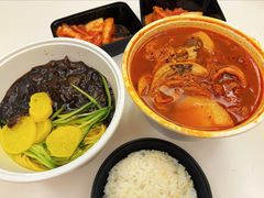 -喇喇排骨火锅·传统韩式脊骨汤(望京西园总店)