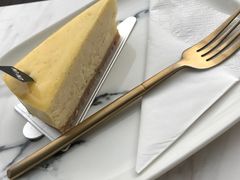 -UNI UNI(环亚凯瑟琳店)