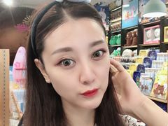 -LINE FRIENDS Garosu-gil Flagship Store