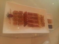 鸿运乳猪拼盘-聚宝渔港.五钻酒家(上地店)