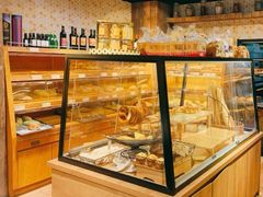 面包甜点陈列柜-匠造烘焙(联洋店)