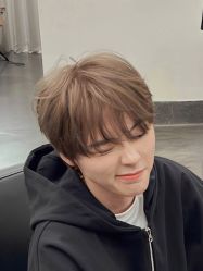 -菲·木田moontin造型salon