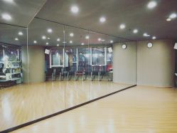 教室-轩舞汇·爵士舞街舞训练营