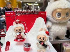 -泡泡玛特POPMART(蓝色港湾店)