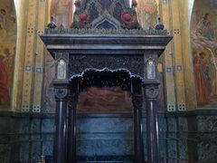 -滴血救世主教堂