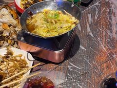 -老街烧烤大排档·地道湖北菜·龙虾馆(汉口火车站店)