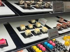 -半岛翡丽海鲜自助餐厅(观风亭店)