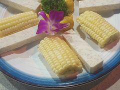 -墨脱石锅椰子鸡•香草鸭•东山羊(大东海店)