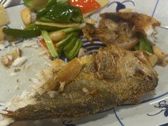 -明本湛江鸡•海鲜小厨(陈家祠店)