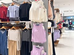 -优衣库(上海金桥国际商业广场店)