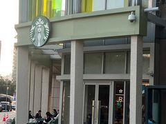 -星巴克臻选(莘庄仲盛店)