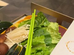 -润园四季椰子鸡火锅(卓越INTOWN店)